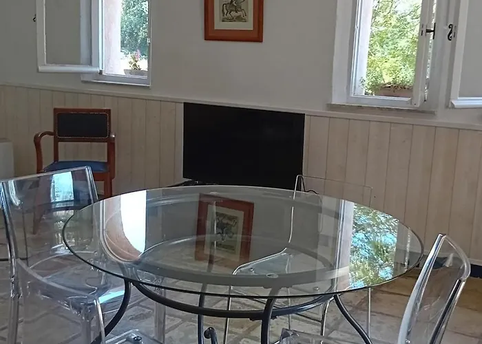 Soleil Et Farniente סרביון